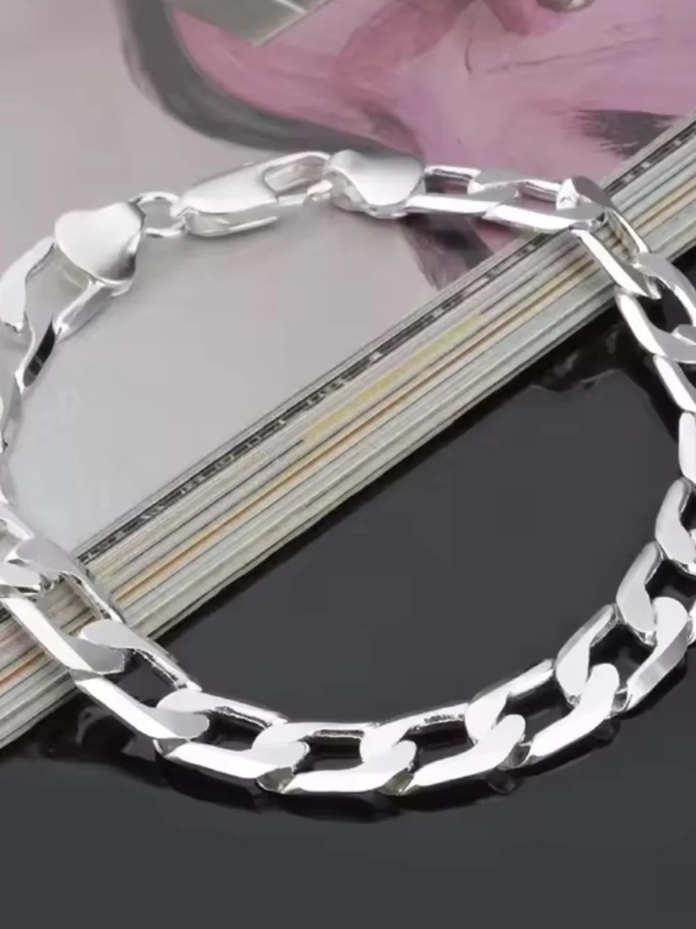Men's Silver Cuban Link Chain Necklace - Sleek Metallic Finish